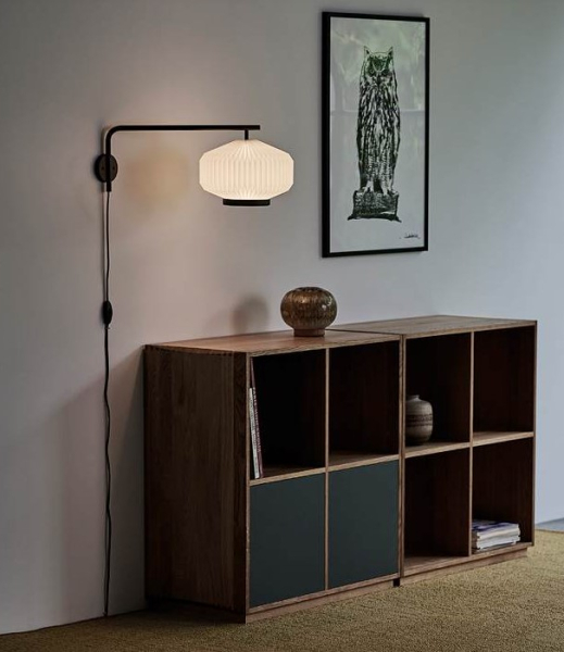 Le Klint Wandleuchte Shibui